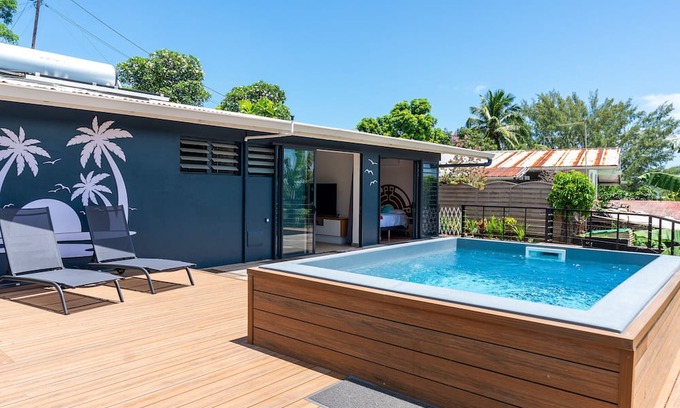 Papeete Villa | St Ame House Papeete with View & Pool