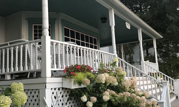 Mackinac Island Cottage | Historic bluff cottage with spectacular views