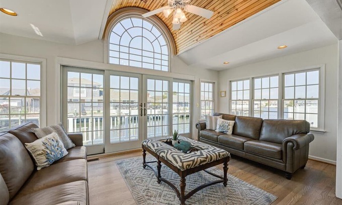 Mantoloking House | 4BR Family Waterfront with Pool - Private Dock