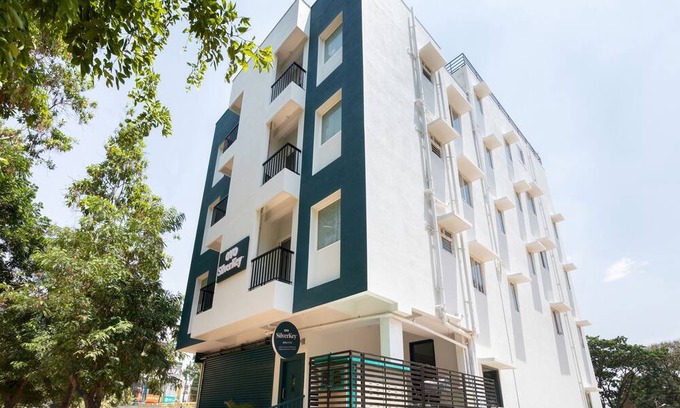 Yelahanka Hotel | Super OYO Silverkey Executive Stays