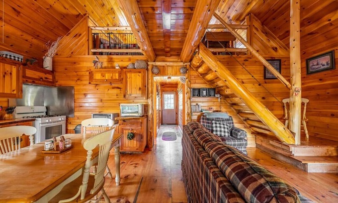 Anson House | Nature Lover's Paradise: Cabin w/ Scenic Trails