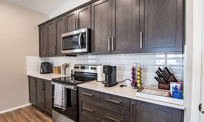 Red Deer House | Rocky Mountain House