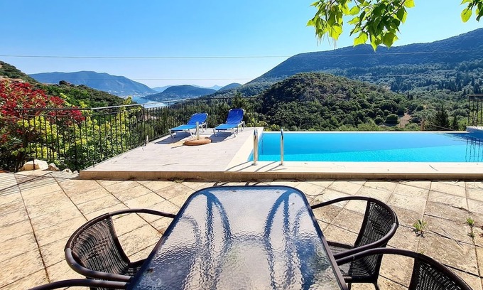 Katokhorion Villa | Villa Victoria Lefkada - 3 Bedroom Villa w private Pool