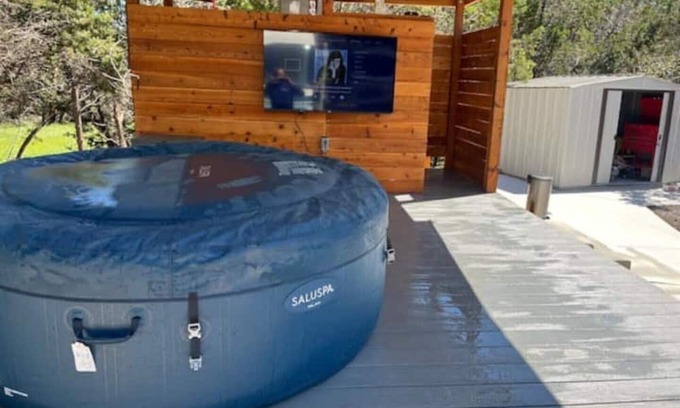 Canyon Lake House | Better than Glamping!