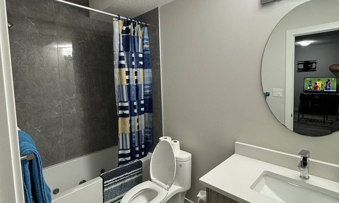 Leduc County House | Cozy home for your lovely stay