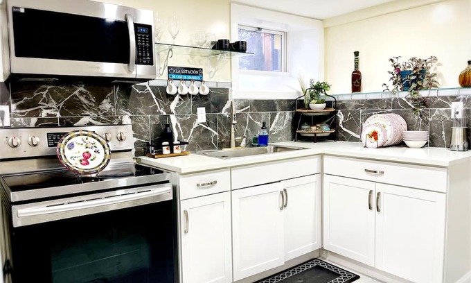 New Hartford Apartment | Charming Basement Apartment - Heart of New Hartford, NY