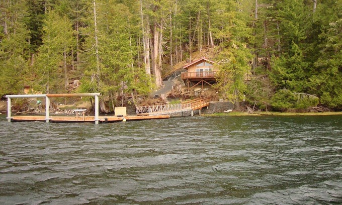 Ketchikan House | Alaska Paradise. Access by boat only. Private dock, fish & have fun.