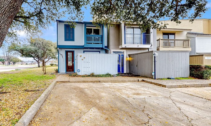 Seven Coves House | Elegant lakefront escape with private balcony, W/D, & gorgeous lake views