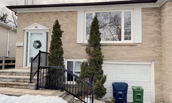 Newtonbrook House | Your Perfect Home Away From Home