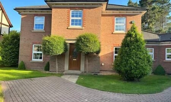 Billingham House | luxury 4 bed entire house