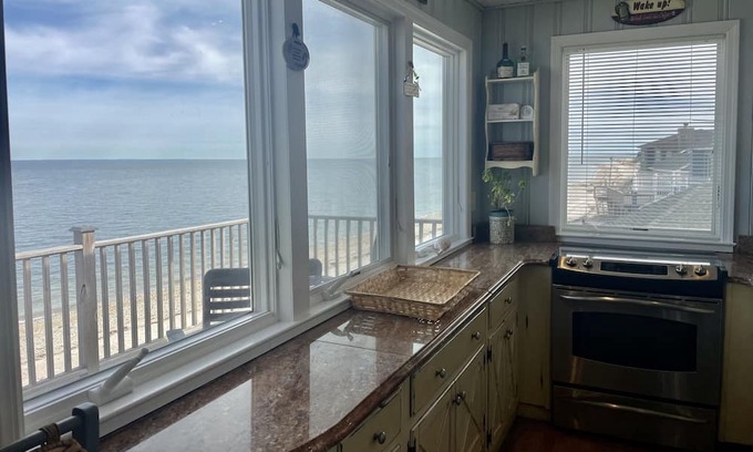 Suffolk County House | Poppys Private Beach Paradise - Wading River, Northfork