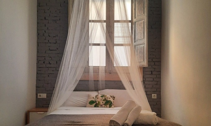 Torrefiel Apartment | Estupendo Apartamento - Wifi Free