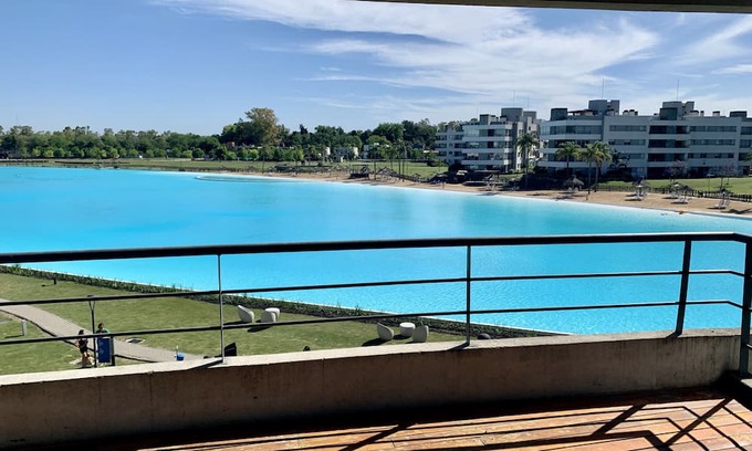 Villa Rosa Condo | Cozy 4-bedroom condo with AC and WiFi in enjoyable Lagoon Pilar