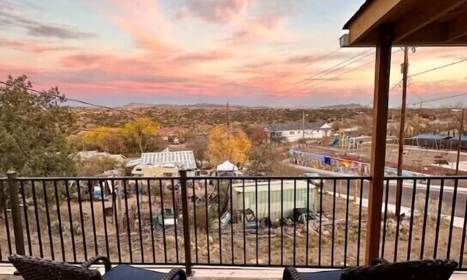 Tyrone House | Huge views from the Zia House just above downtown