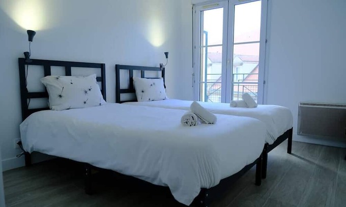 Melun Apartment | Appartement Elegant Passifora