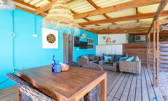 Bouvet Island House | Charming 2-bedroom house with big terrace for rinse gear and grill