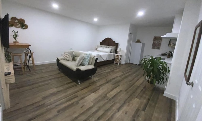 Altamonte Springs Apartment | Comfortable Furnished Annex