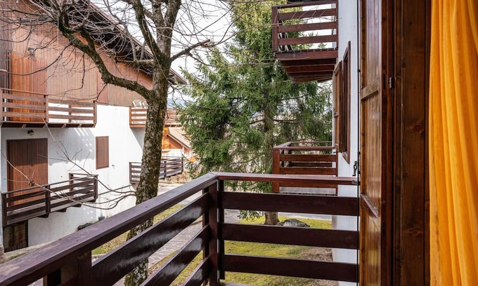 Cesuna di Roana Apartment | Apartment 'Home Sweet Home' with Mountain View, Balcony and Wi-Fi