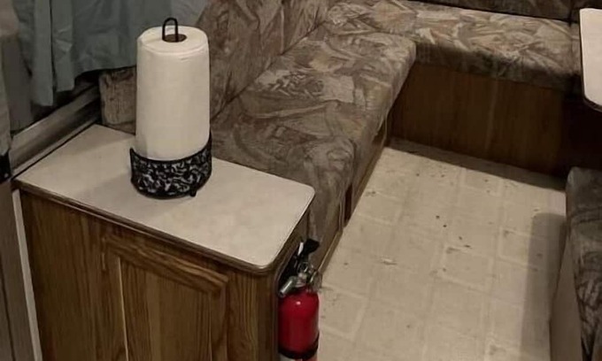 Wrightwood RV Rental | Spontaneous tent