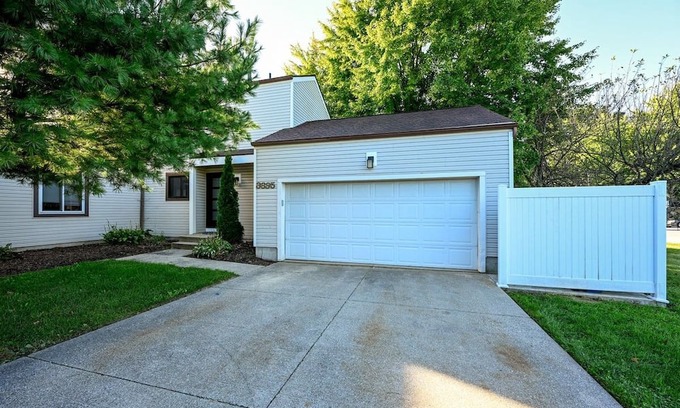 Silver Lake Condo | Luxury 2 bd Perfect for Traveling Professionals!
