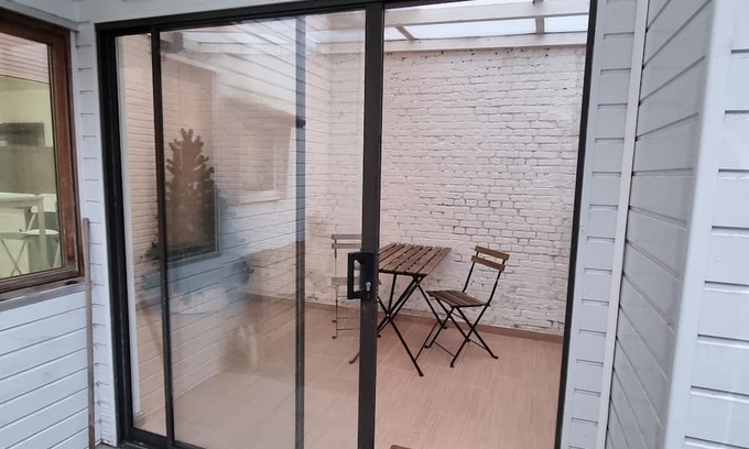 Hoboken Apartment | +100 m² Groot Gelijkvloers - 3 Bedden - Koer