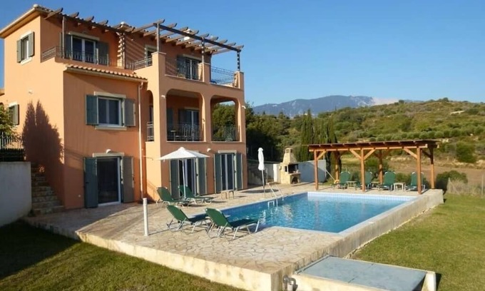 Kaligata Villa | Villa Velanidi in Kaligata