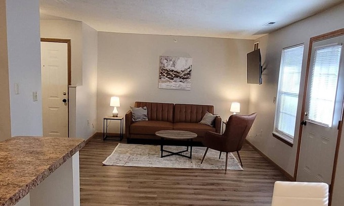 Bloomington Apartment | Spacious 2 Bedroom Apartment Next To Rivian