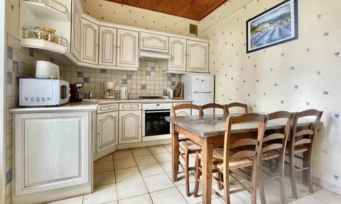 Saint-Aubin-le-Monial Cottage | Gite Saint-Aubin-le-Monial, 1 bedroom, 2 persons