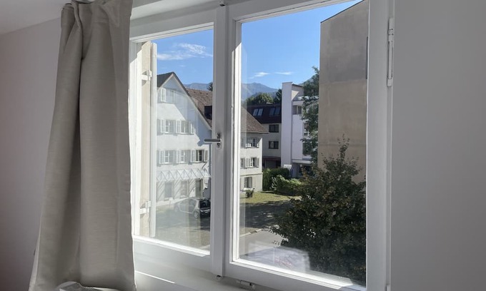 Dornbirn Apartment | "Rom 6 - Creative Living Sanctuary for City Explorers in the Heart of Dornbirn"