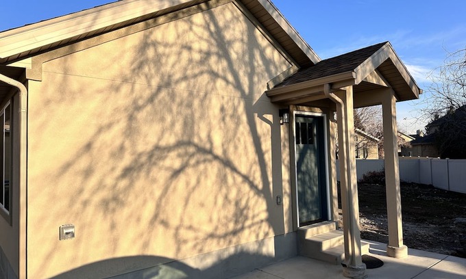 American Fork Apartment | Quiet guesthouse: work, family care or students