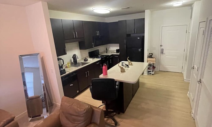 Wood-Ridge Apartment | Quiet, modern cozy home near all the excitement of NYC