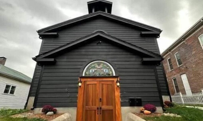 Lafayette House | Lafayette’s Oldest Church