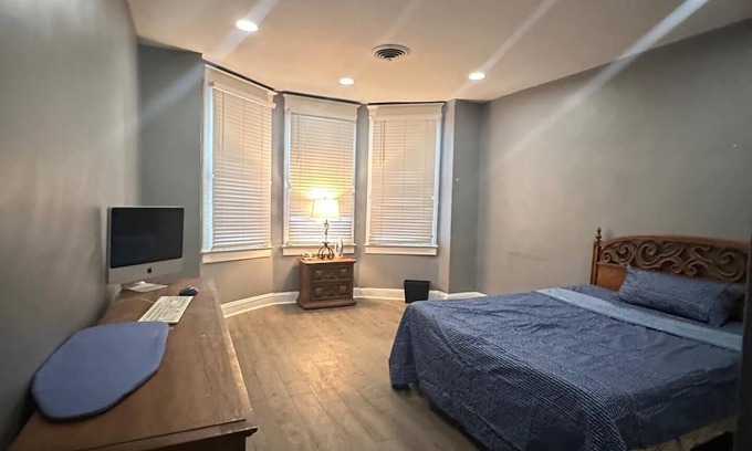 Downtown Baltimore Condo | Sol Skyloft w/Earth Lounge