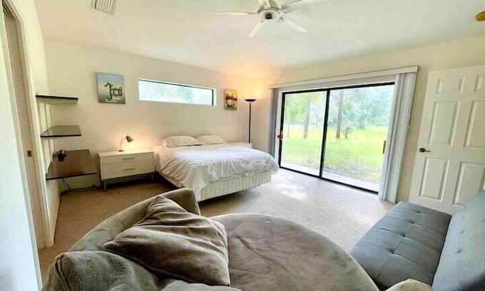 Braden River Apartment | 4 Bedroom 830873 by Houzlet