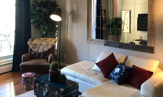 Kensington Condo | Family-friendly 2-bedroom in the heart of downtown Calgary along the Bow River
