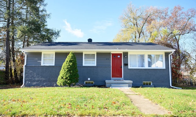 Milford Mill House | Charming Urban Retreat
