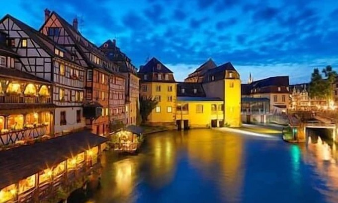 Neudorf Est Apartment | Appartement au Centre ! Parking Sécurisé ! Idéal Pour Votre Séjour à Strasbourg