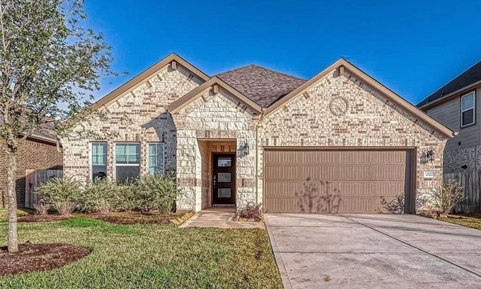 Richmond House | Modern Serenity: Spacious 4BD 3BA Home in Richmond, TX