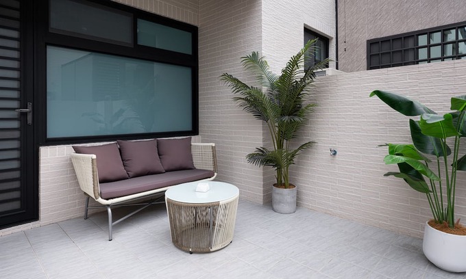 Yujing Bed & Breakfast | YUJING NU ERA