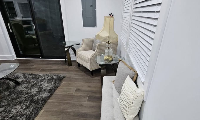 Springfield House | Entire Cozy & Luxury Home in Springfield, VA