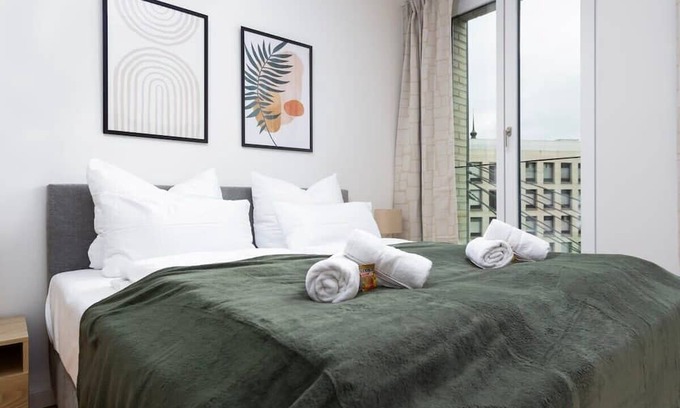 Innere Vorstadt Apartment | Spaciousliving 2R 65m2 City Center+free Parking
