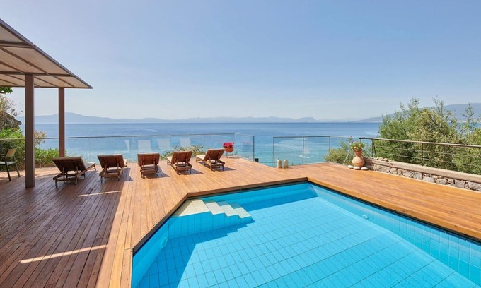 Kitries Villa | ISholidays Only AdultsCape Kitries Exclusive Use