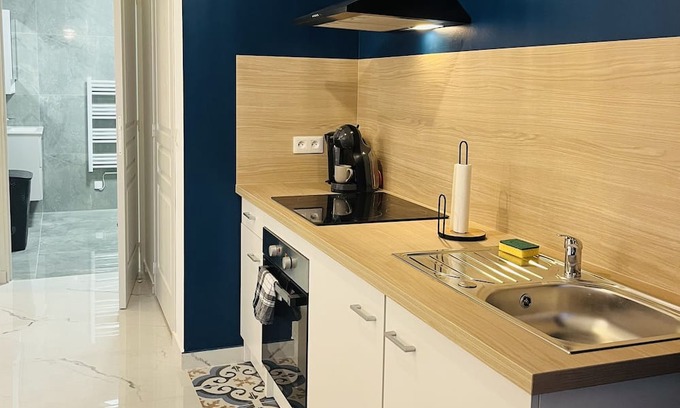 Migennes Apartment | Vrbo Property