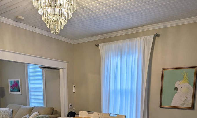 Silverton House | Cozy Charmer. Family friendly!