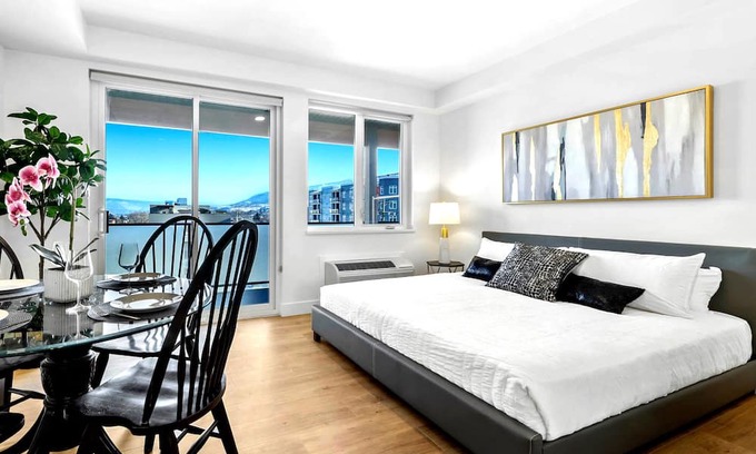 City Centre Apartment | Luxury King Condo w/Private Patio & FREE Parking