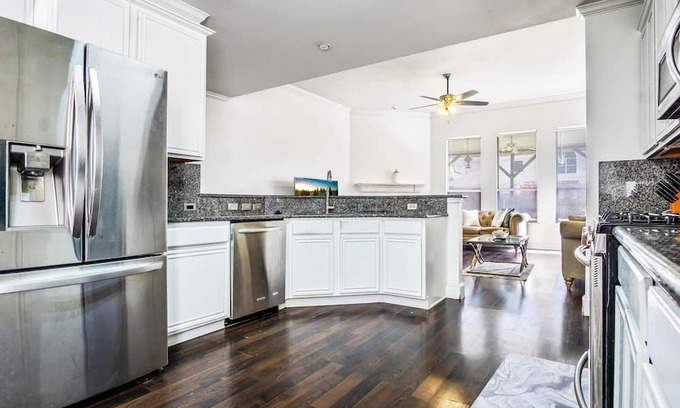 Garland House | Best house in Garland. Beautify warm family house.