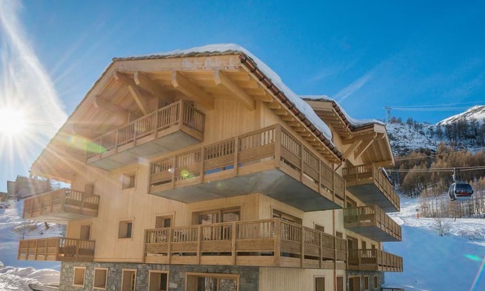 Les Boisses Apartment | Tignes 1800 - Luxury apartment in a boutique residence - slope access