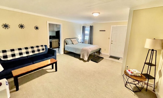 East Haven  Rutland County Apartment | Stay in style near Killington ski resort