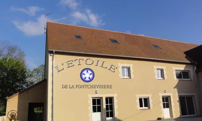 Neuvy-Saint-Sepulchre Bed & Breakfast | Guestroom Neuvy-Saint-Sépulchre, studio flat, 2 persons