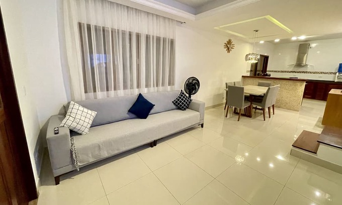 Jabaquara House | Casa Super Nova Praia do Jabaquara -3 Suítes